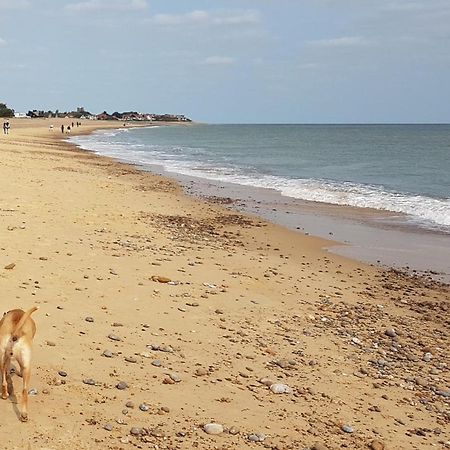 Regatta - A Lakeview Apartment In Thorpeness - Aldeburgh Coastal Cottages 외부 사진