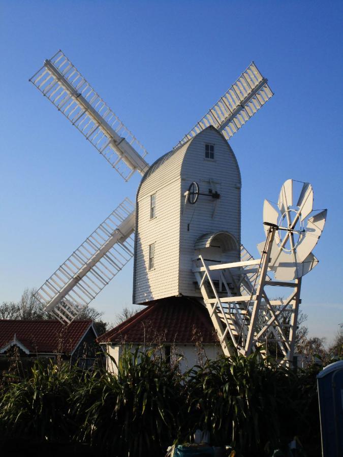 Regatta - A Lakeview Apartment In Thorpeness - Aldeburgh Coastal Cottages 외부 사진