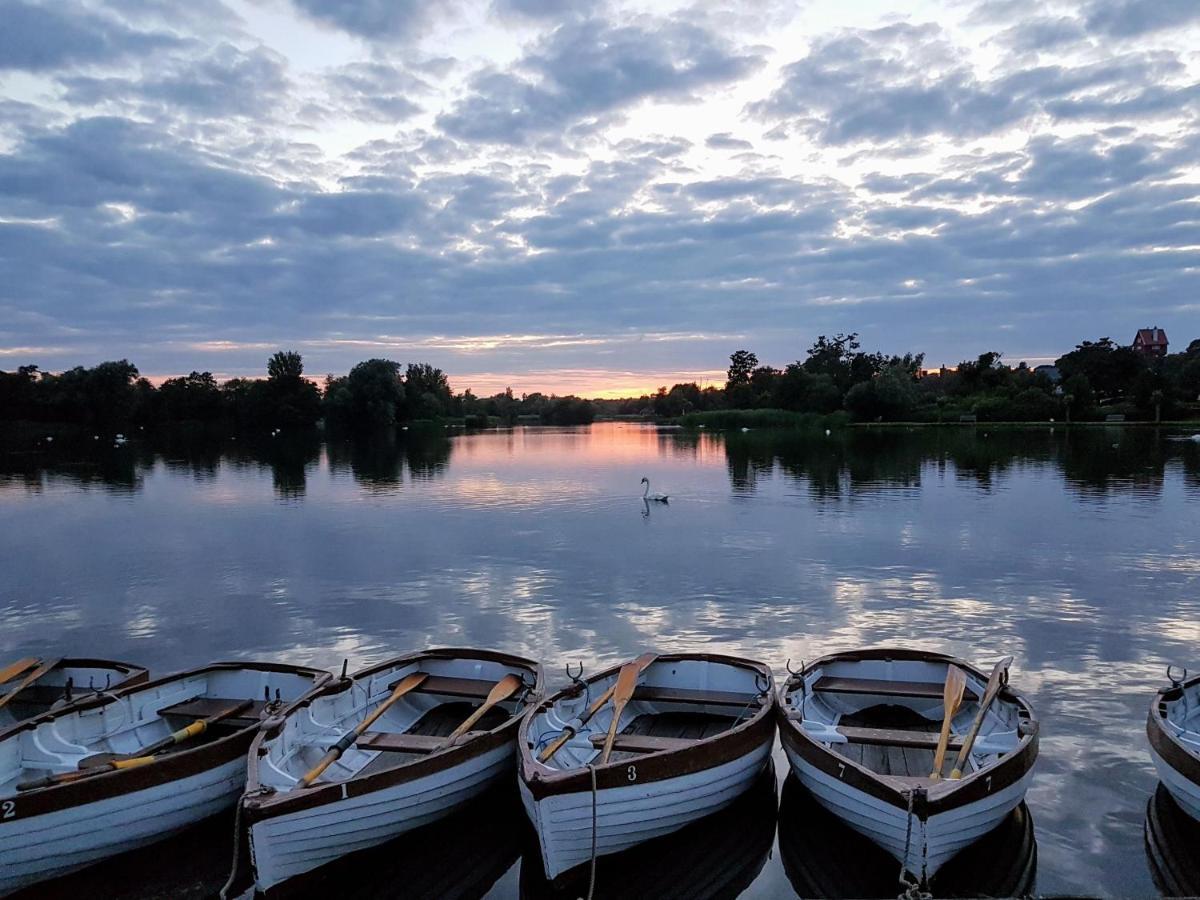 Regatta - A Lakeview Apartment In Thorpeness - Aldeburgh Coastal Cottages 외부 사진
